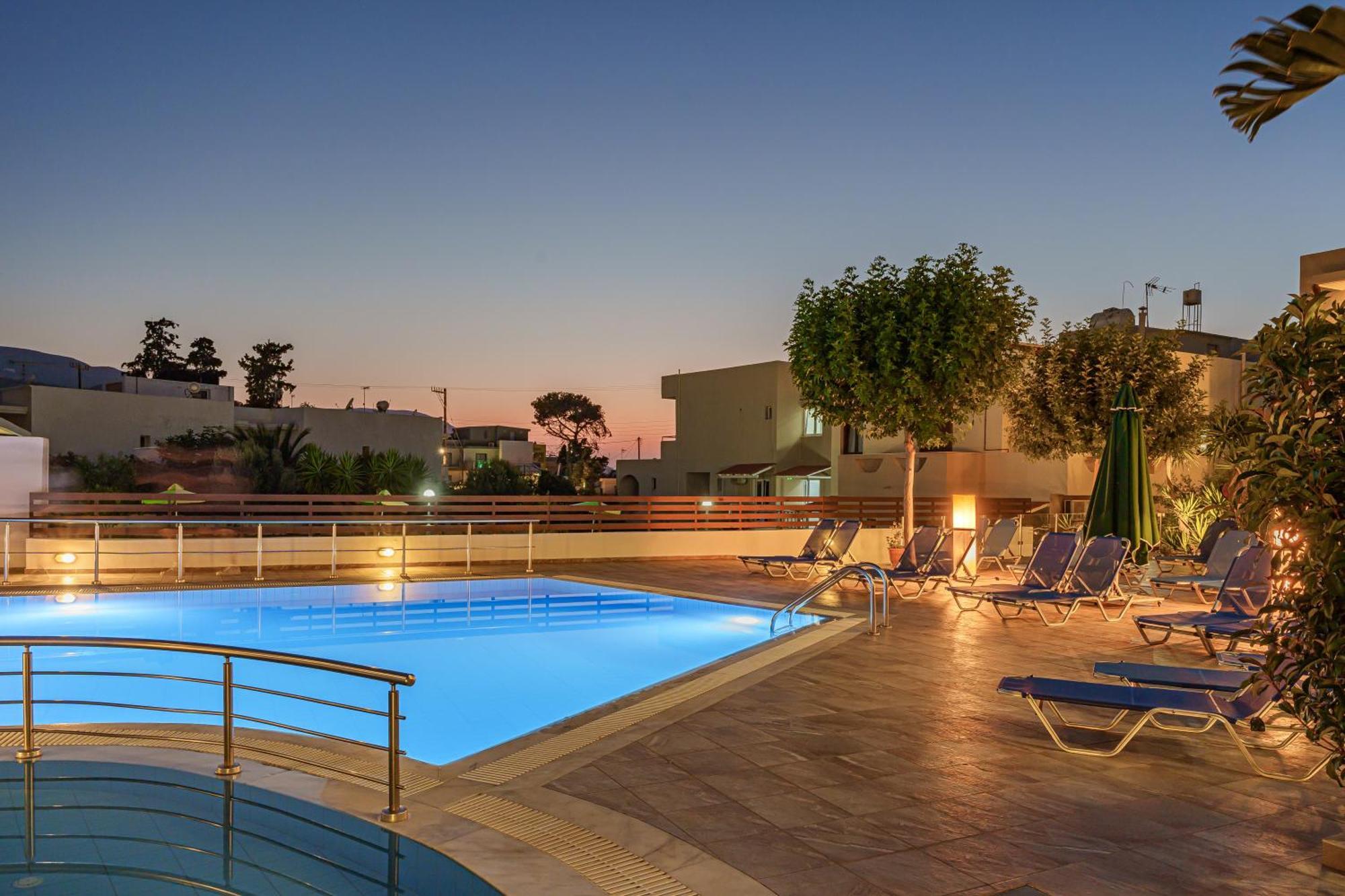 Creta Verano Hotel Malia Exterior foto